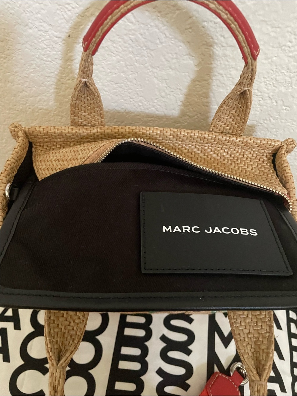 Marc Jacobs Straw Tote with Red Handles and Floral Embroidery - Picture 8 of 9